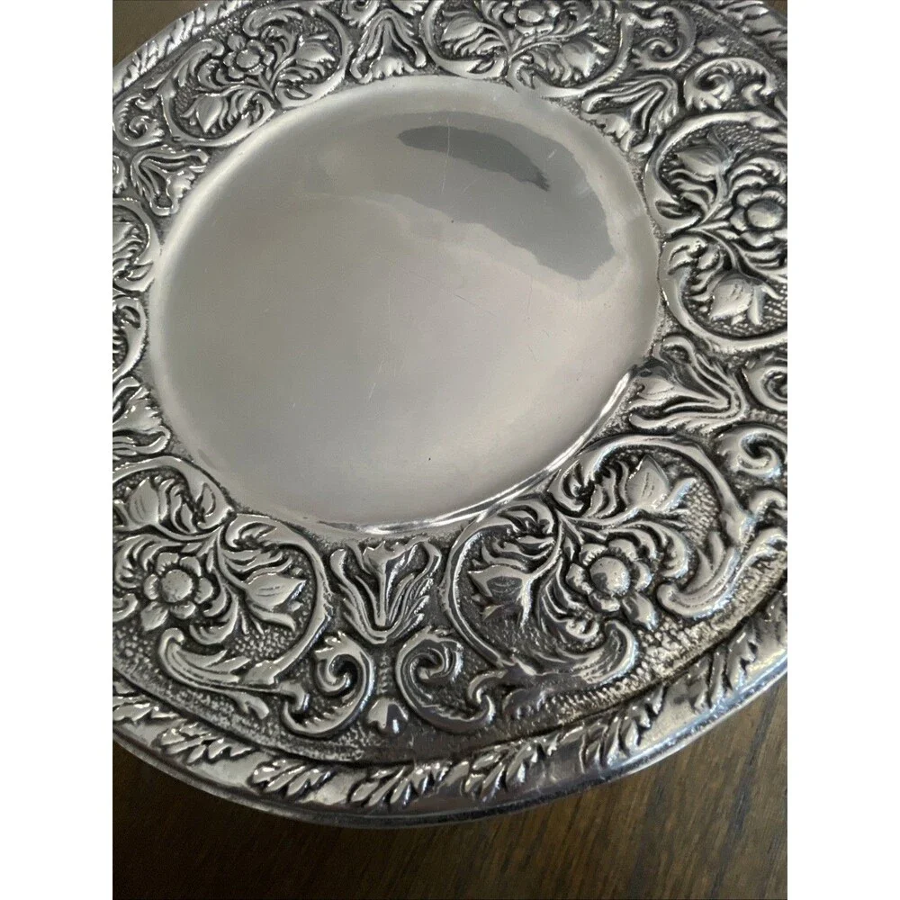 Wilton Armetale Pewter “William and Mary” Round Platter Tray Plate Charger 13”